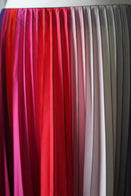 Cargar imagen en el visor de la galería, FALDA CHROMA | VENTA DE MUESTRAS