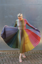 Load image into Gallery viewer, RENTAL - MINERAL SKIRT