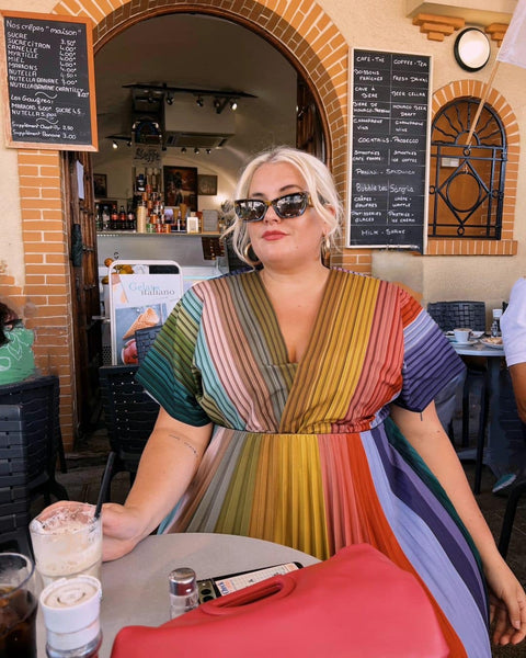 Including the Curve founder Felicity Hayward wears KJ.. 💖