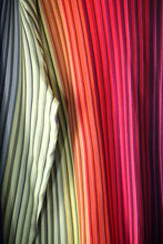 Cargar imagen en el visor de la galería, CHROMA TOP ESCOTE REDONDO 2XL | VENTA DE MUESTRAS
