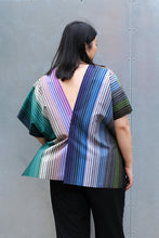 Load image into Gallery viewer, SAMPLE SALE | MINERAL V TOP
