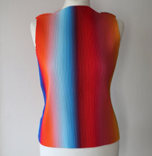 Load image into Gallery viewer, SAMPLE SALE | AURA PLEATED TOP
