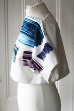 Load image into Gallery viewer, SAMPLE SALE - BRUSHSTROKE PRINT TOP
