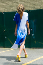 Load image into Gallery viewer, SAMPLE SALE | SKY V DRESS
